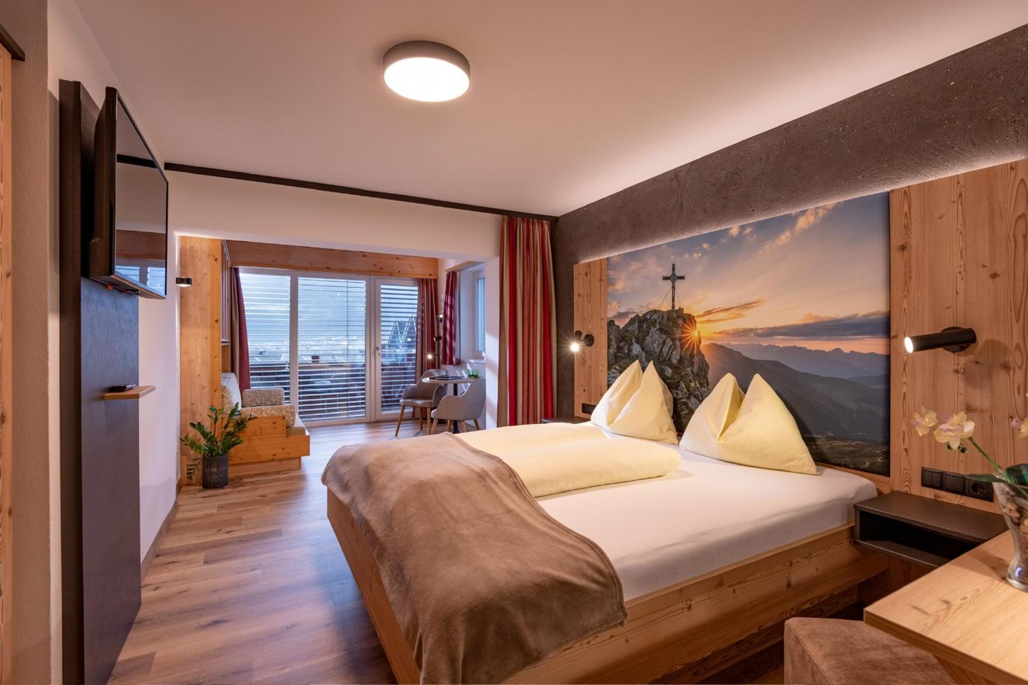 Das Sonnleiten Ski- Und Motorradhotel Bruck Im Zillertal Bruck am Ziller Ngoại thất bức ảnh