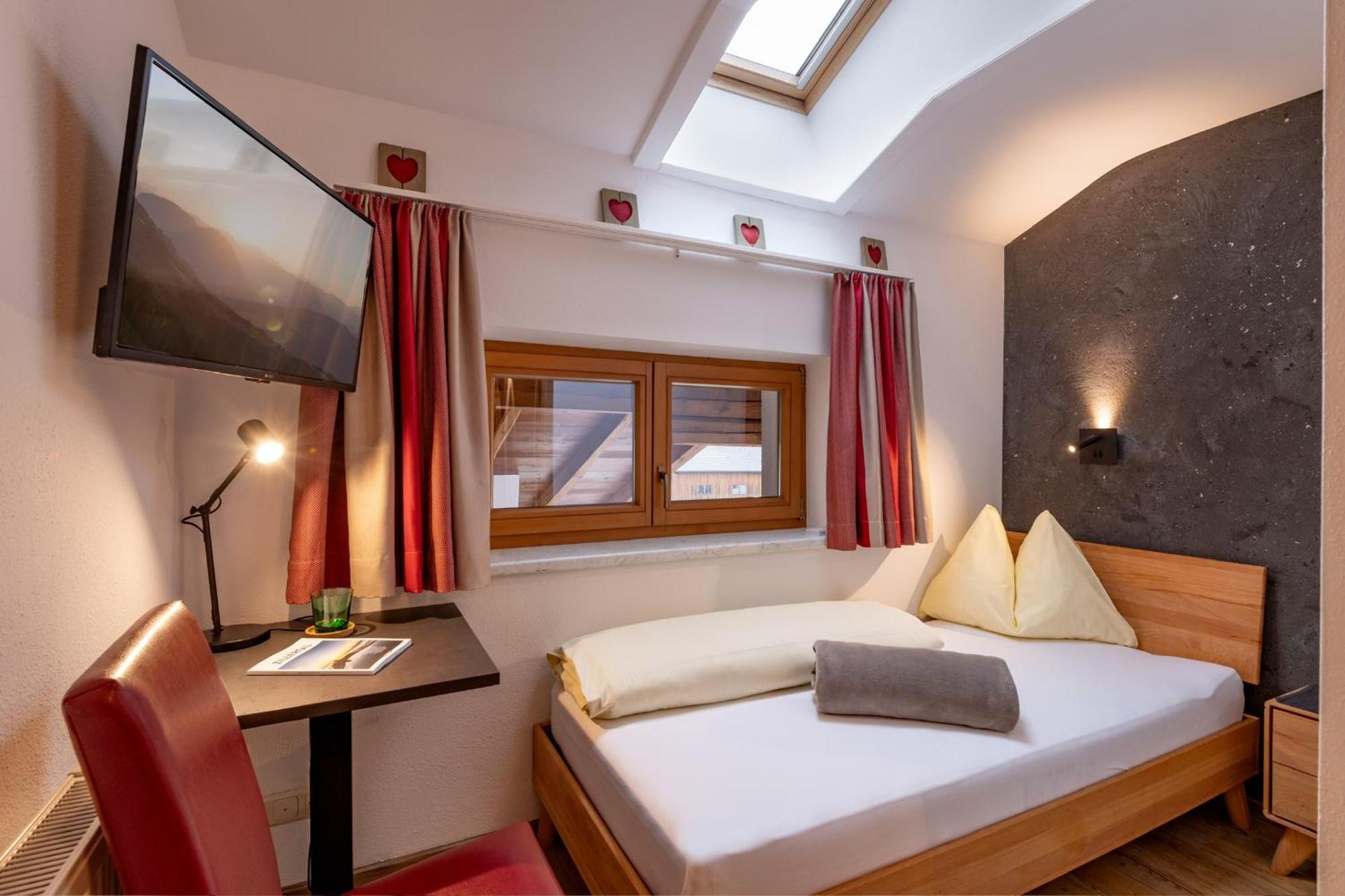 Das Sonnleiten Ski- Und Motorradhotel Bruck Im Zillertal Bruck am Ziller Ngoại thất bức ảnh
